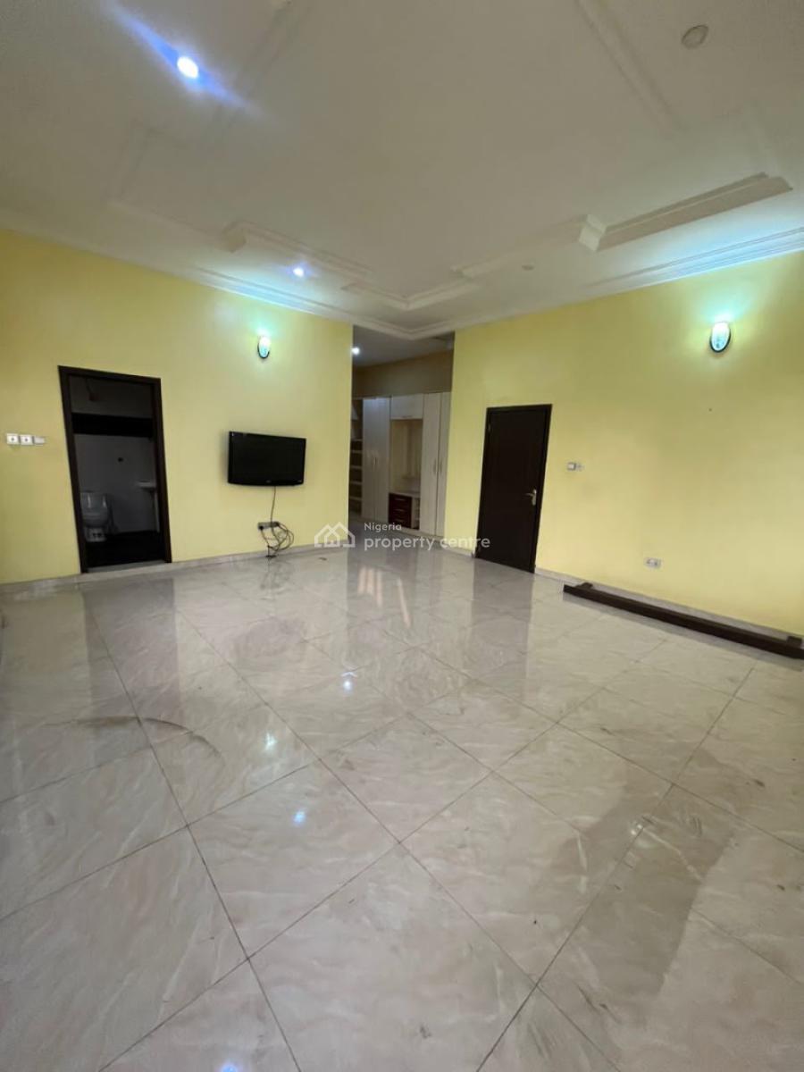 Clean and Spacious One Bedroom Apartment, Thomas Estate, Ajah, Lagos, Flat / Apartment for Rent