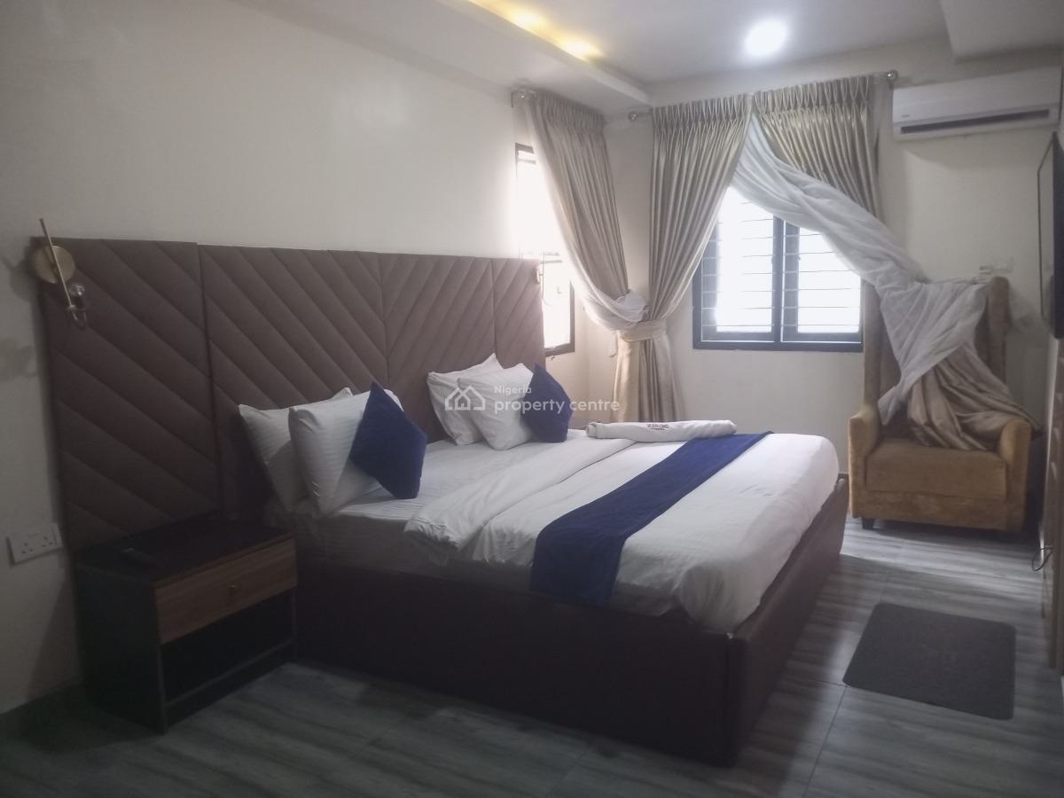 Luxury & Furnished 2bderoom Flat, U3 Estate Lekki Phase 1, Right Side, Lekki Phase 1, Lekki, Lagos, Flat / Apartment for Rent