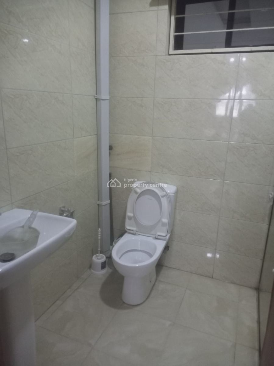 Luxury & Furnished 2bderoom Flat, U3 Estate Lekki Phase 1, Right Side, Lekki Phase 1, Lekki, Lagos, Flat / Apartment for Rent