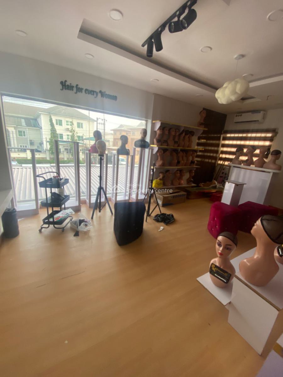 Shop Space Upstairs Facing Road at Adebayo Doherty Road Lekki Phase 1, Adebayo Doherty Road Lekki Phase 1, Lekki Phase 1, Lekki, Lagos, Shop for Rent
