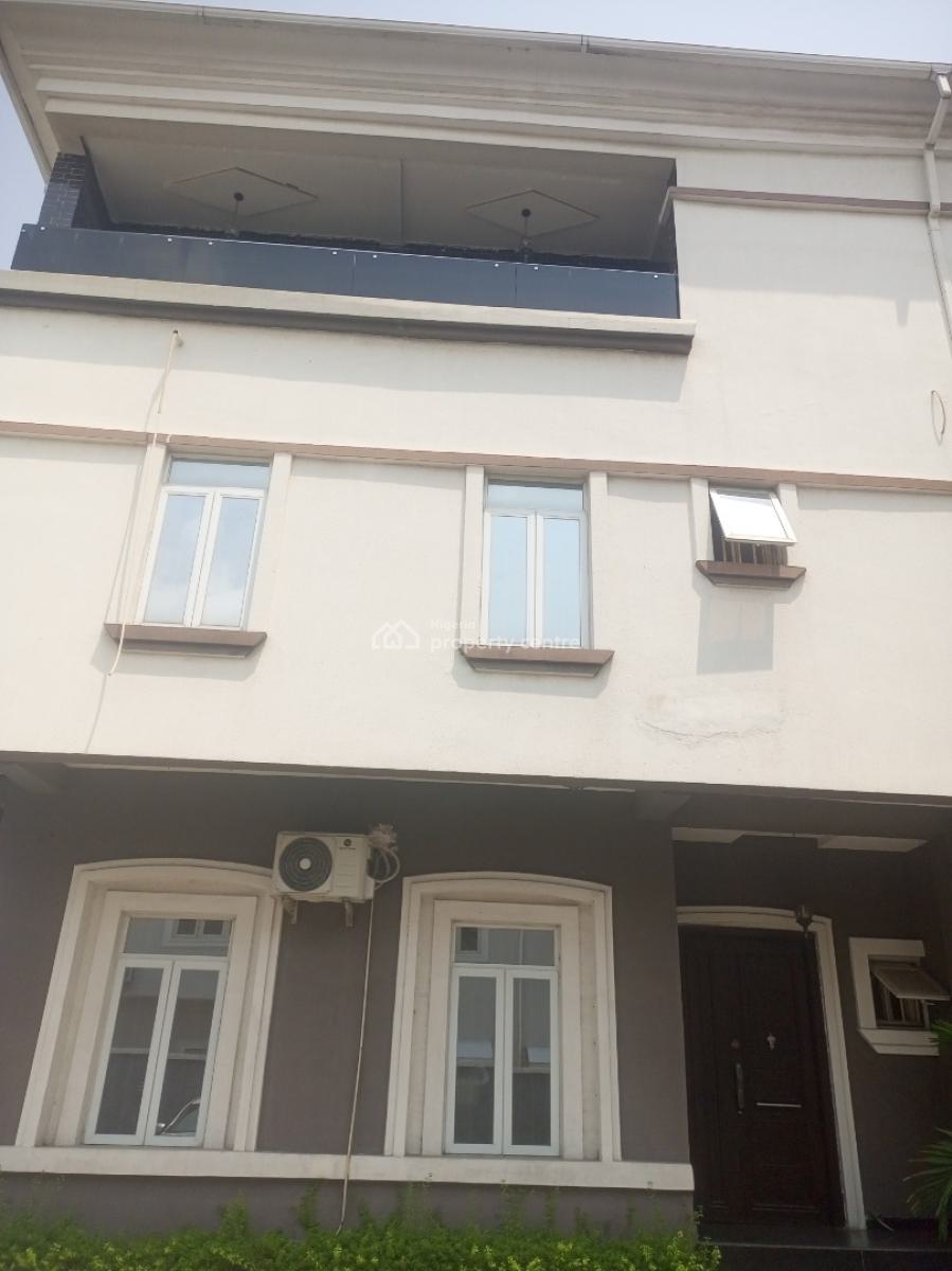 Spacious 3bedroom Terrace, Off Pinnacle Road, Lekki Right Side, Lekki Phase 1, Lekki, Lagos, Terraced Duplex for Rent
