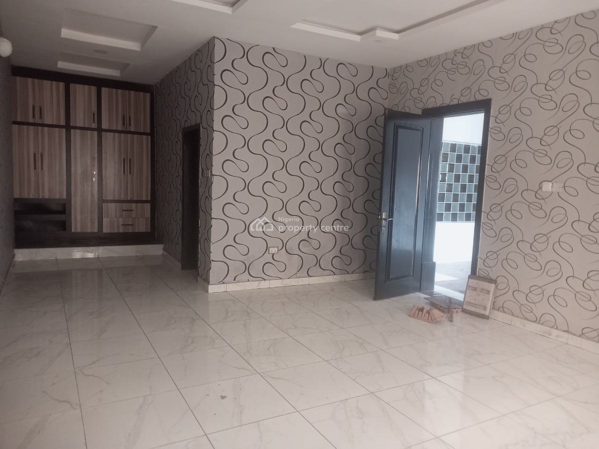 Spacious 3bedroom Terrace, Off Pinnacle Road, Lekki Right Side, Lekki Phase 1, Lekki, Lagos, Terraced Duplex for Rent