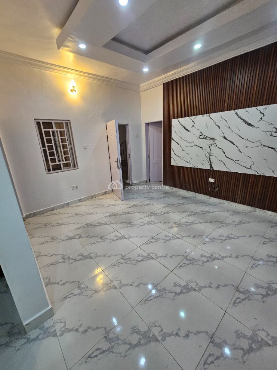 2-bedroom Flat, Off Admiralty Way, Lekki Phase 1, Lekki, Lagos, Flat / Apartment for Rent
