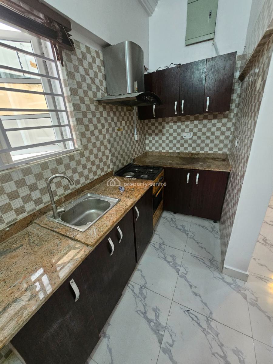 2-bedroom Flat, Off Admiralty Way, Lekki Phase 1, Lekki, Lagos, Flat / Apartment for Rent