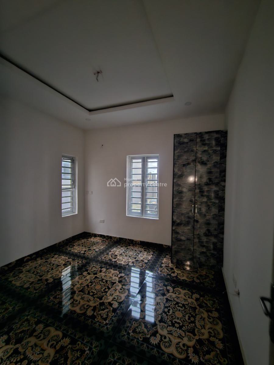Lovely 2bedroom Apartment, Ilaje Mobile Road, Ajah, Lagos, House for Sale