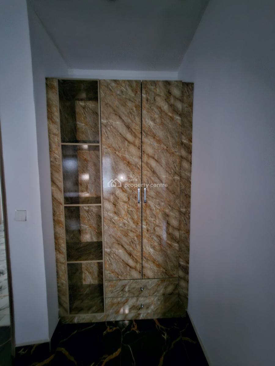 Lovely 2bedroom Apartment, Ilaje Mobile Road, Ajah, Lagos, House for Sale