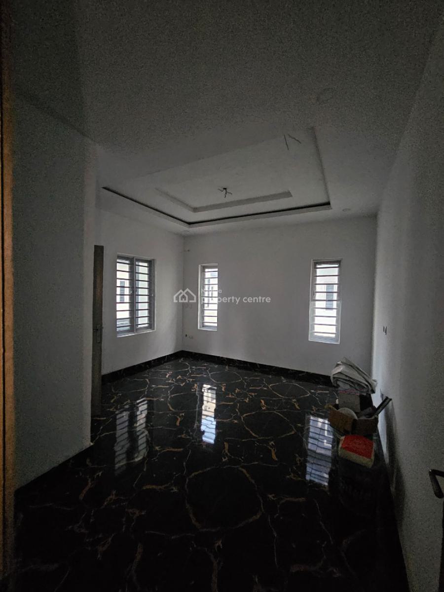Lovely 2bedroom Apartment, Ilaje Mobile Road, Ajah, Lagos, House for Sale