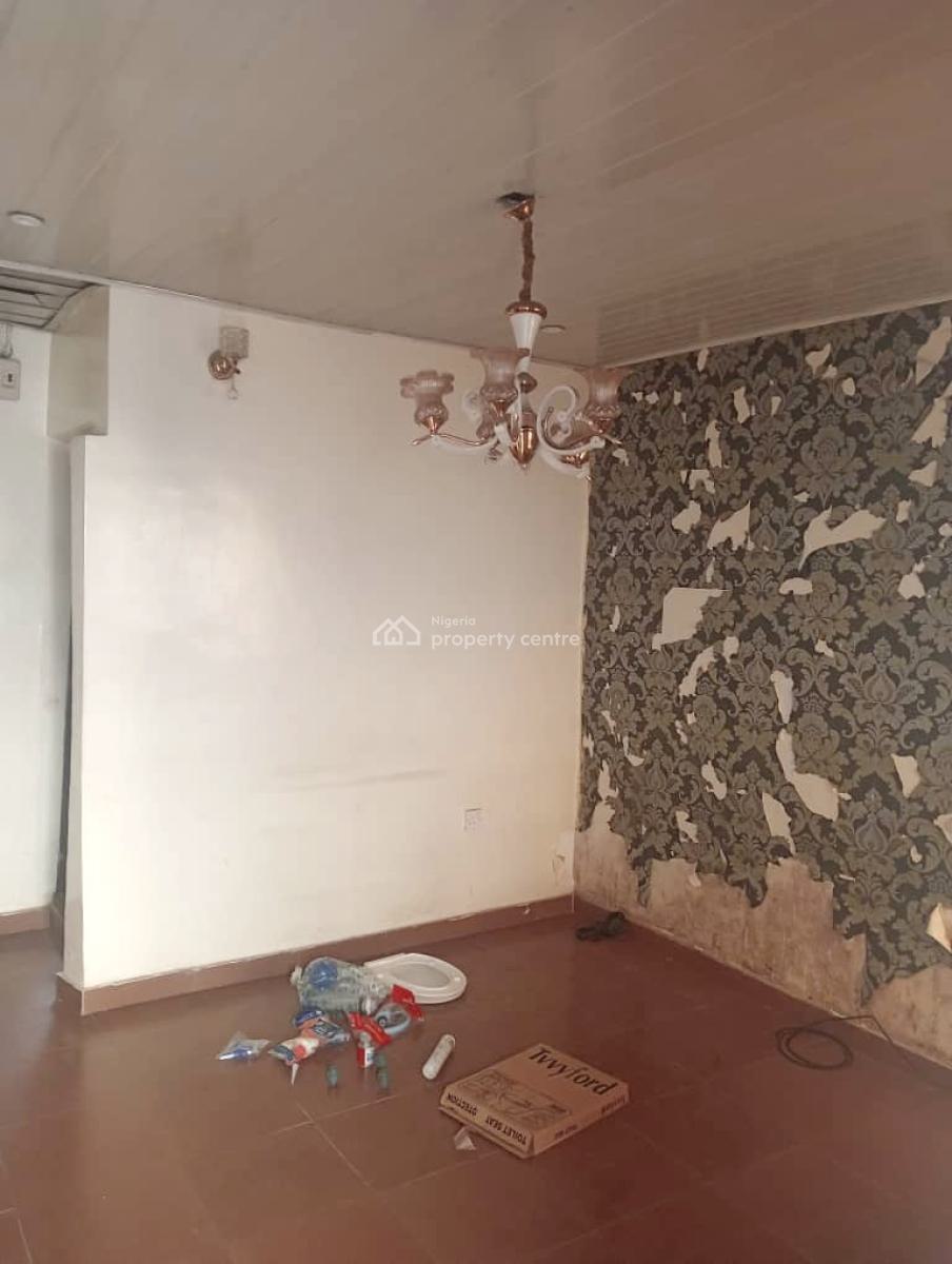 Luxury 2 Bedroom Apartment, Gra Phase 1, Magodo, Lagos, Flat / Apartment for Rent