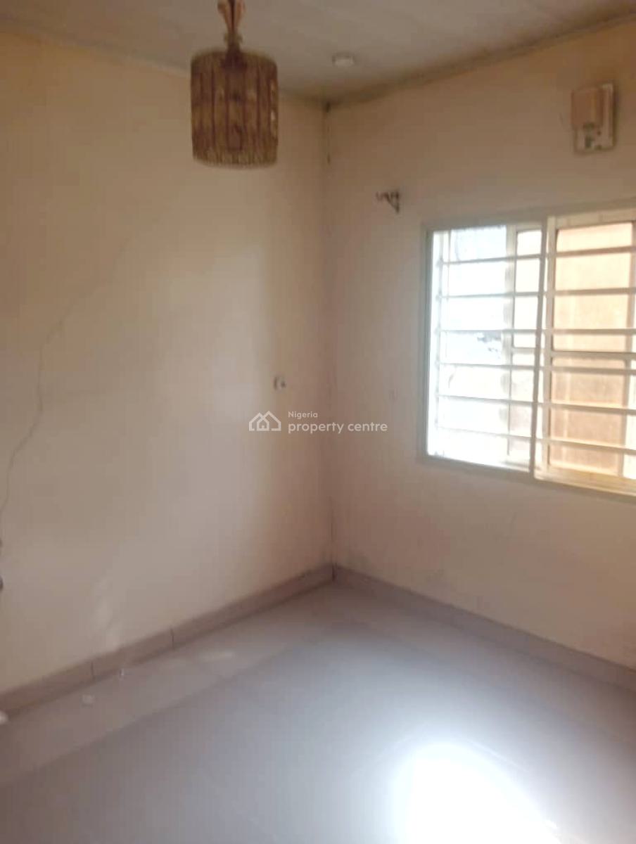 Luxury 2 Bedroom Apartment, Gra Phase 1, Magodo, Lagos, Flat / Apartment for Rent