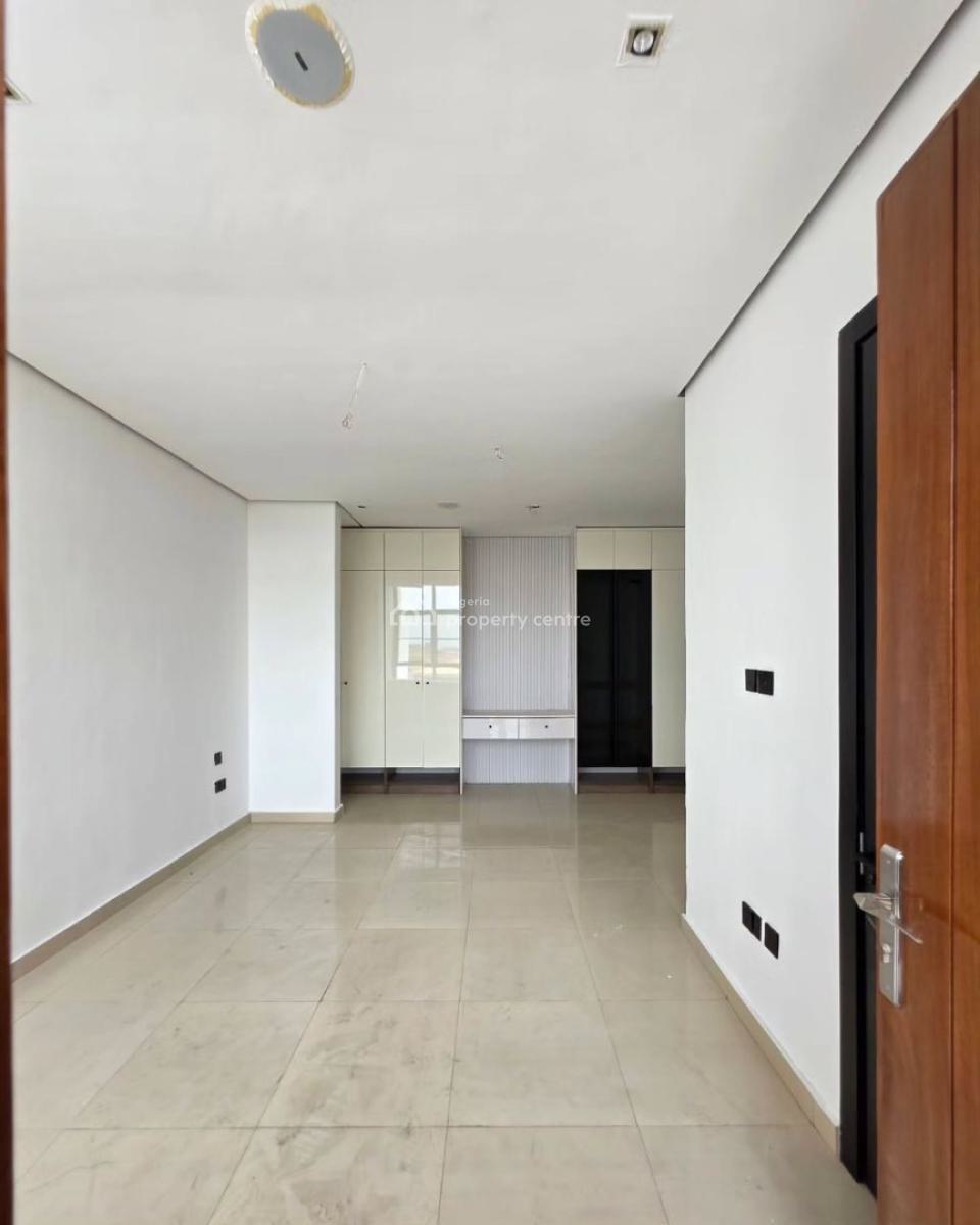 Very Cozy 3bed Apartment with Bq,pool ,elevator &gym in Lekki Phase 1, Lekki Phase 1,lekki,lagos , Nigeria, Lekki Phase 1, Lekki, Lagos, Flat / Apartment for Rent