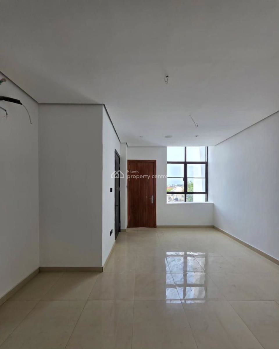 Very Cozy 3bed Apartment with Bq,pool ,elevator &gym in Lekki Phase 1, Lekki Phase 1,lekki,lagos , Nigeria, Lekki Phase 1, Lekki, Lagos, Flat / Apartment for Rent