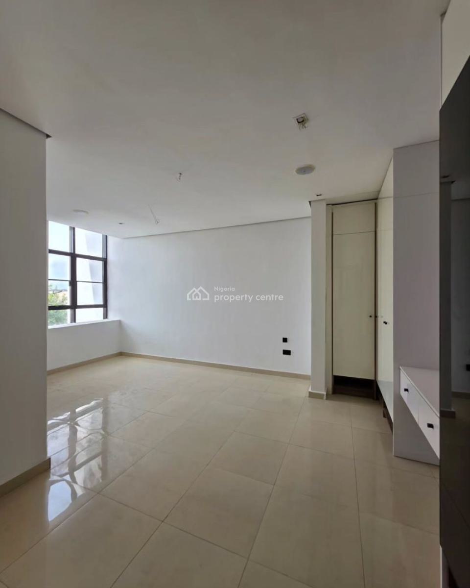 Very Cozy 3bed Apartment with Bq,pool ,elevator &gym in Lekki Phase 1, Lekki Phase 1,lekki,lagos , Nigeria, Lekki Phase 1, Lekki, Lagos, Flat / Apartment for Rent