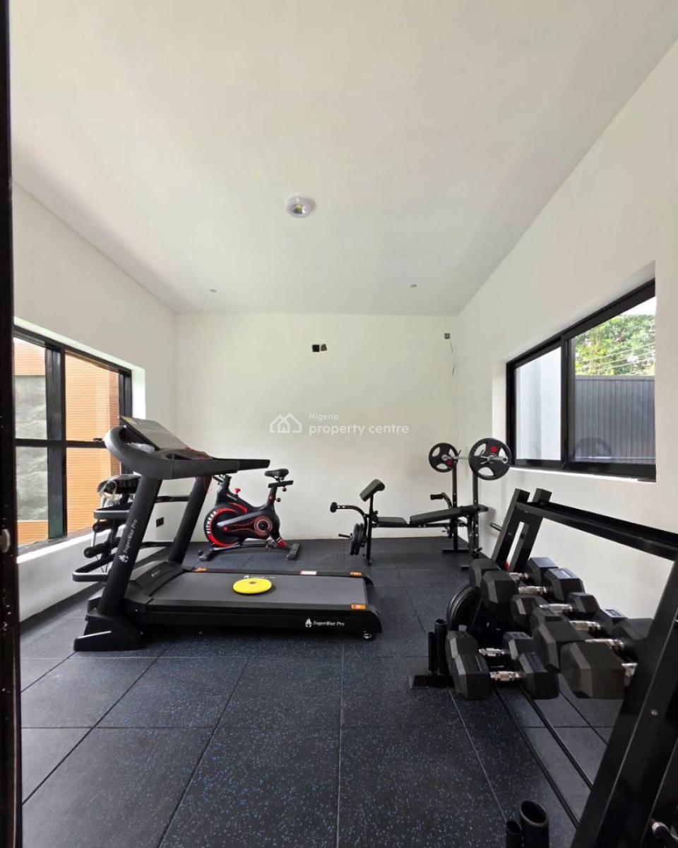 Very Cozy 3bed Apartment with Bq,pool ,elevator &gym in Lekki Phase 1, Lekki Phase 1,lekki,lagos , Nigeria, Lekki Phase 1, Lekki, Lagos, Flat / Apartment for Rent