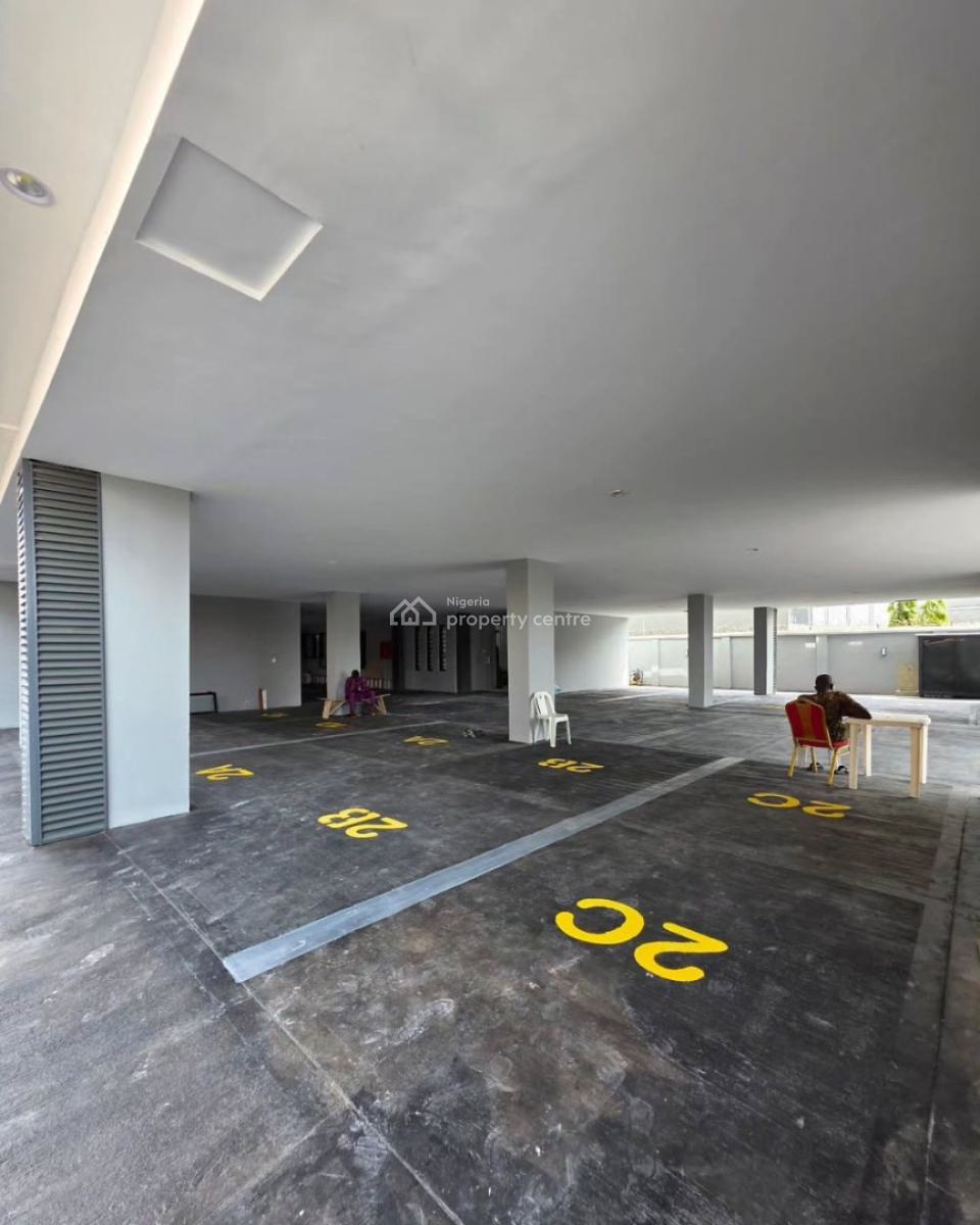 Very Cozy 3bed Apartment with Bq,pool ,elevator &gym in Lekki Phase 1, Lekki Phase 1,lekki,lagos , Nigeria, Lekki Phase 1, Lekki, Lagos, Flat / Apartment for Rent