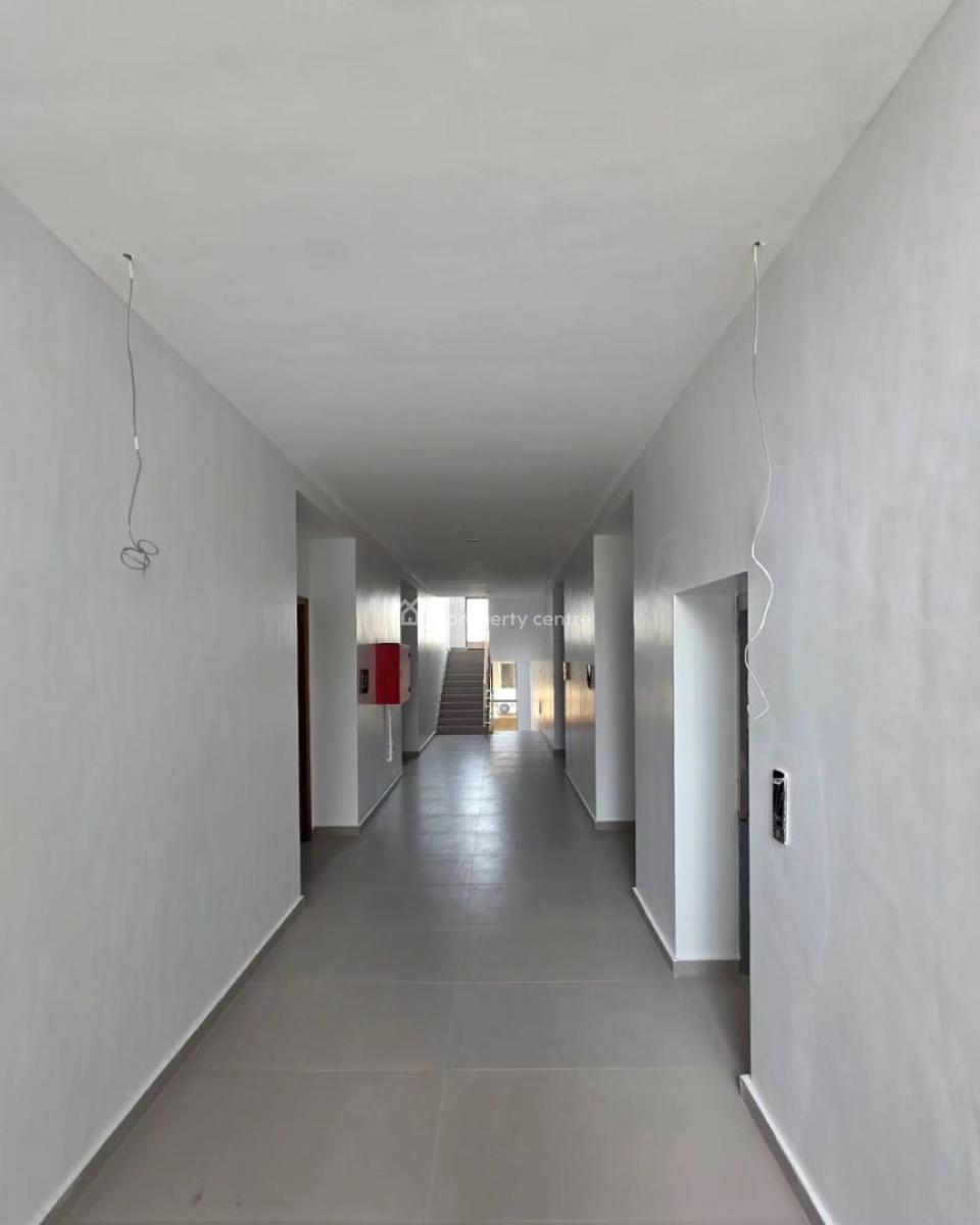 Very Cozy 3bed Apartment with Bq,pool ,elevator &gym in Lekki Phase 1, Lekki Phase 1,lekki,lagos , Nigeria, Lekki Phase 1, Lekki, Lagos, Flat / Apartment for Rent