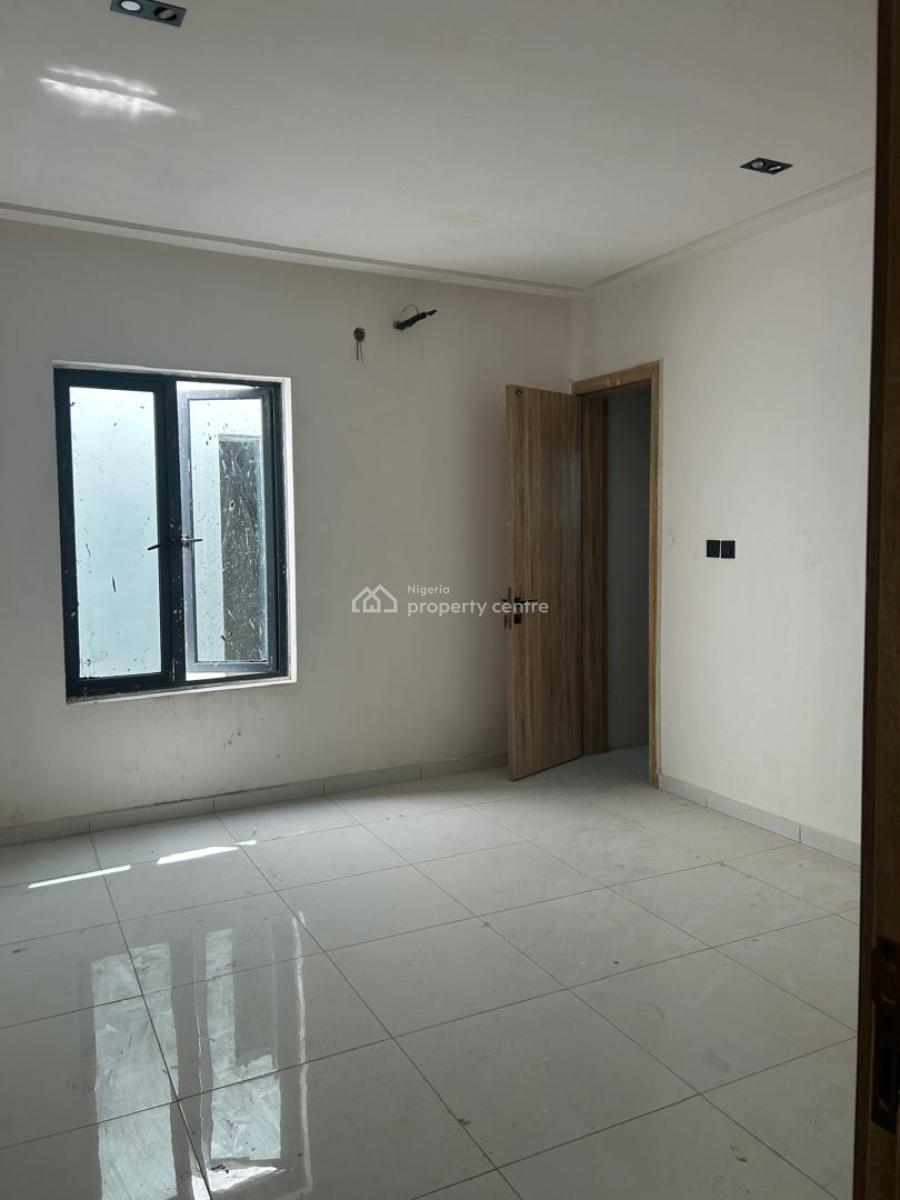 2-bed Apartment, Opp. Cis School,  Off Freedom Way,lekki, Lekki, Lagos, Flat / Apartment for Rent