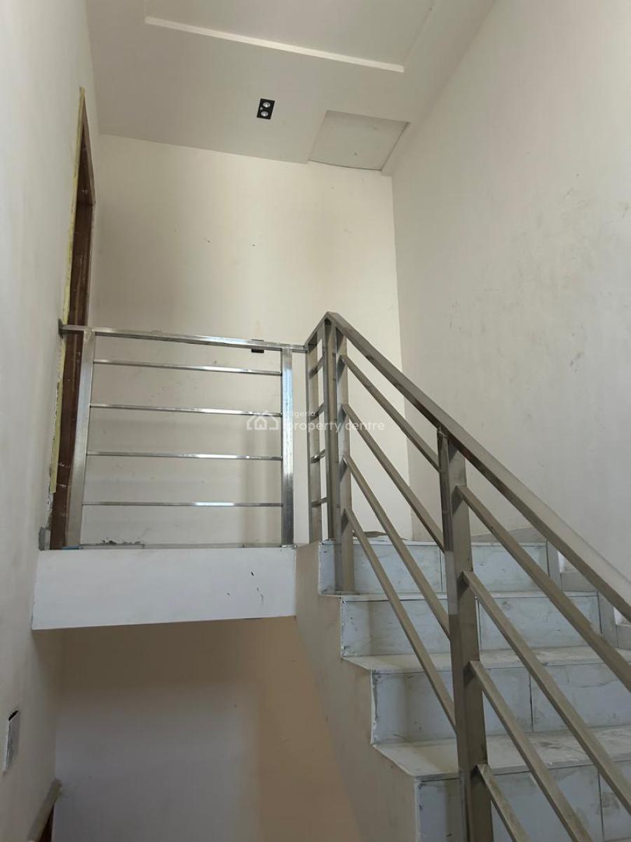 2-bed Apartment, Opp. Cis School,  Off Freedom Way,lekki, Lekki, Lagos, Flat / Apartment for Rent
