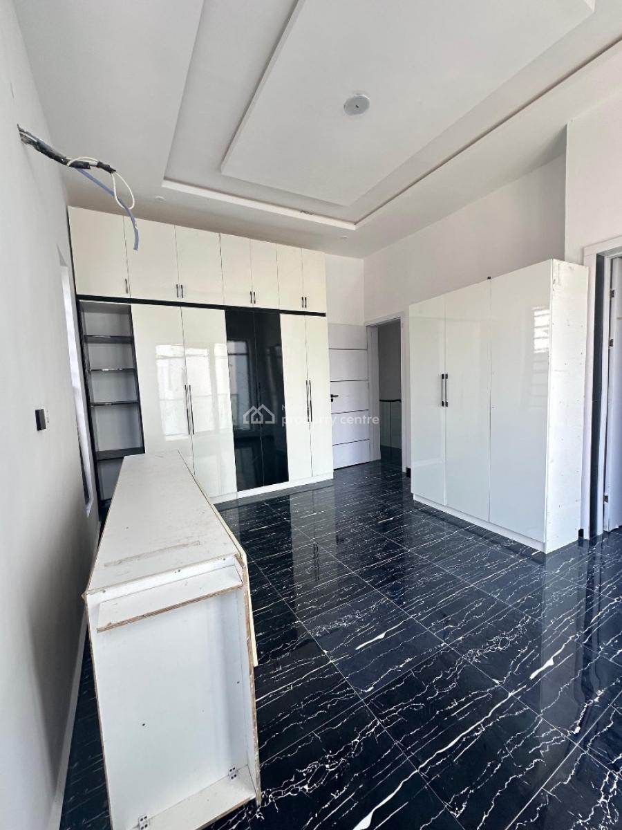 Elegant 4-bedroom Semi-detached Duplex with Bq, Ikota, Lekki, Lagos, Semi-detached Bungalow for Sale