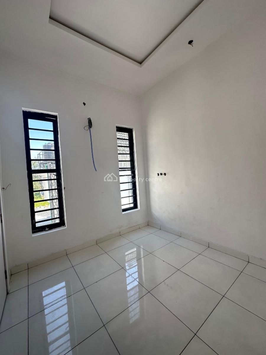 Elegant 4-bedroom Semi-detached Duplex with Bq, Ikota, Lekki, Lagos, Semi-detached Bungalow for Sale