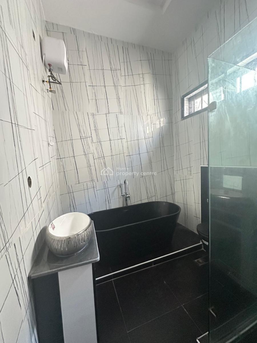 Elegant 4-bedroom Semi-detached Duplex with Bq, Ikota, Lekki, Lagos, Semi-detached Bungalow for Sale