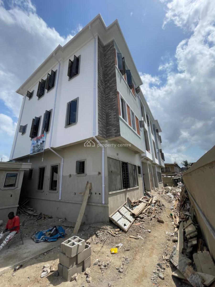 Exquisitely Built 3 Bedroom Apartment in a Lovely and Gated Environmen, Surulere, Surulere, Lagos, Flat / Apartment for Sale