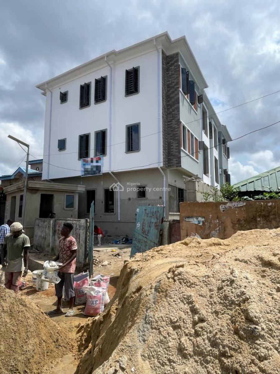 Exquisitely Built 3 Bedroom Apartment in a Lovely and Gated Environmen, Surulere, Surulere, Lagos, Flat / Apartment for Sale