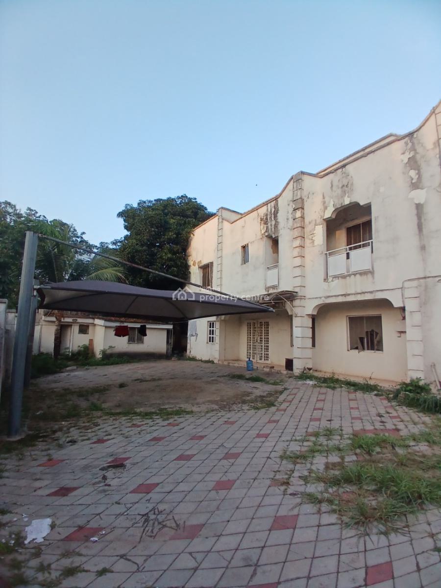 Old House, 5 Bedroom Fully Detached Duplex, Maitama Abuja Diplomatic Zone, Maitama District, Abuja, Detached Duplex for Sale
