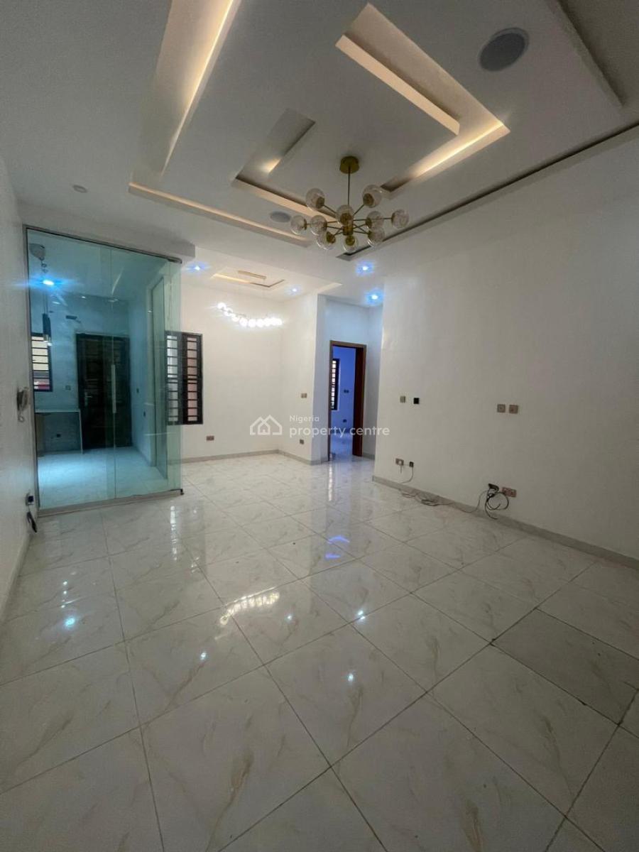 2 Bedroom Apartment, New Road, Lekki, Lagos, Flat / Apartment for Rent