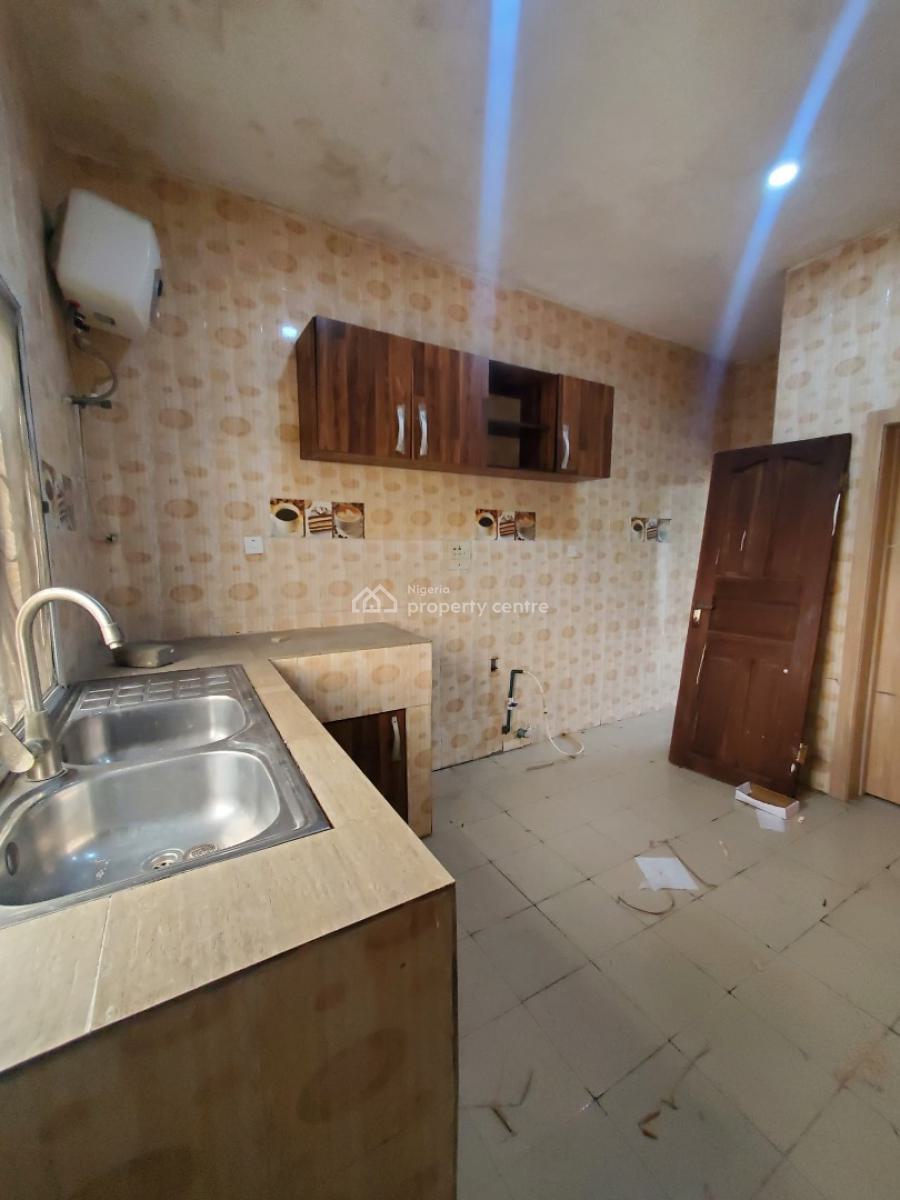 3 Bedroom Apartment, Ilaje, Ajah, Lagos, Flat / Apartment for Rent