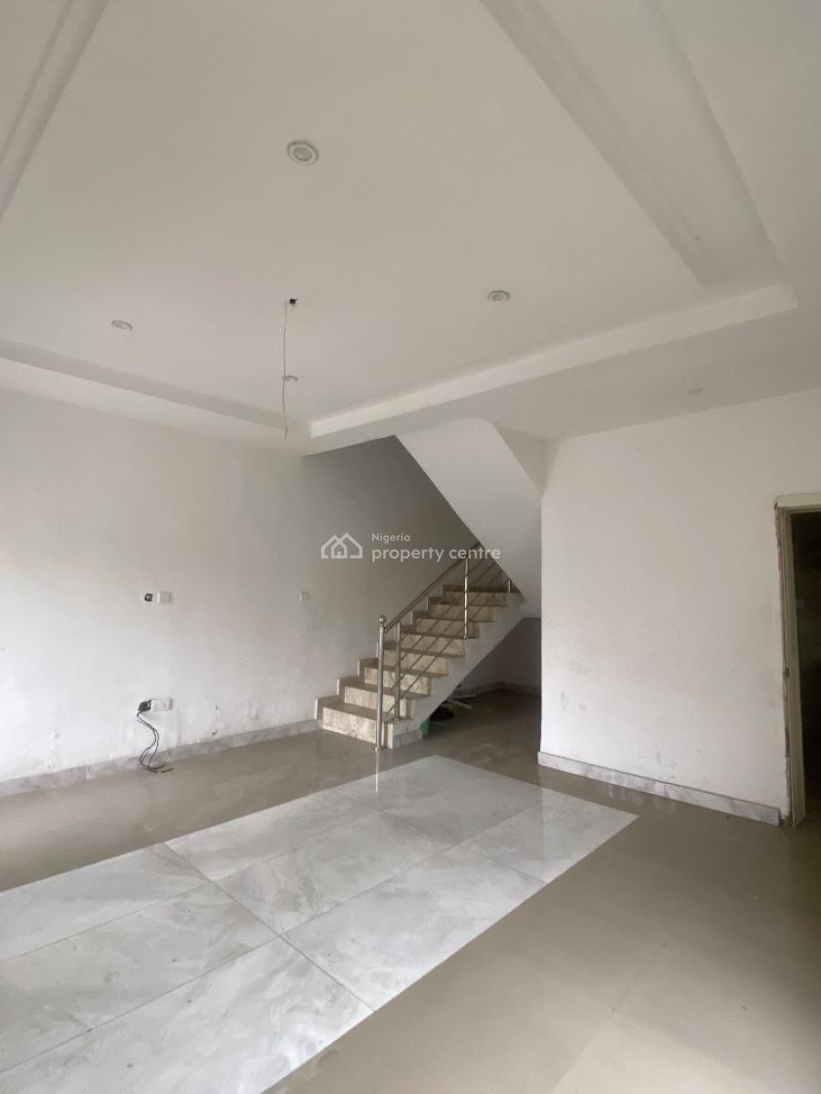 Lovely 3 Bedroom Terraced Duplex , Renovation Will Be Made, Chevron , in a Secured Estate, Lekki, Lagos, Terraced Duplex for Rent