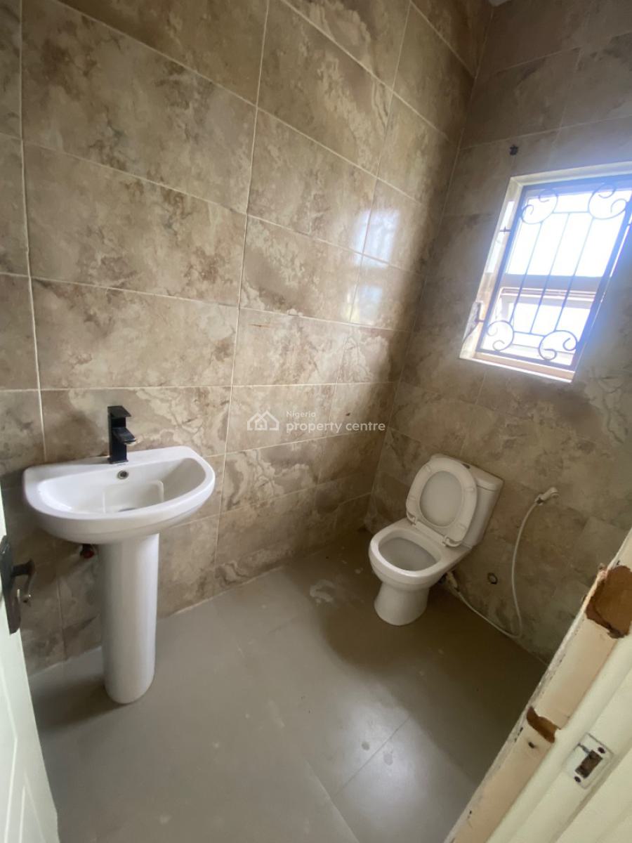 Lovely 3 Bedroom Terraced Duplex , Renovation Will Be Made, Chevron , in a Secured Estate, Lekki, Lagos, Terraced Duplex for Rent