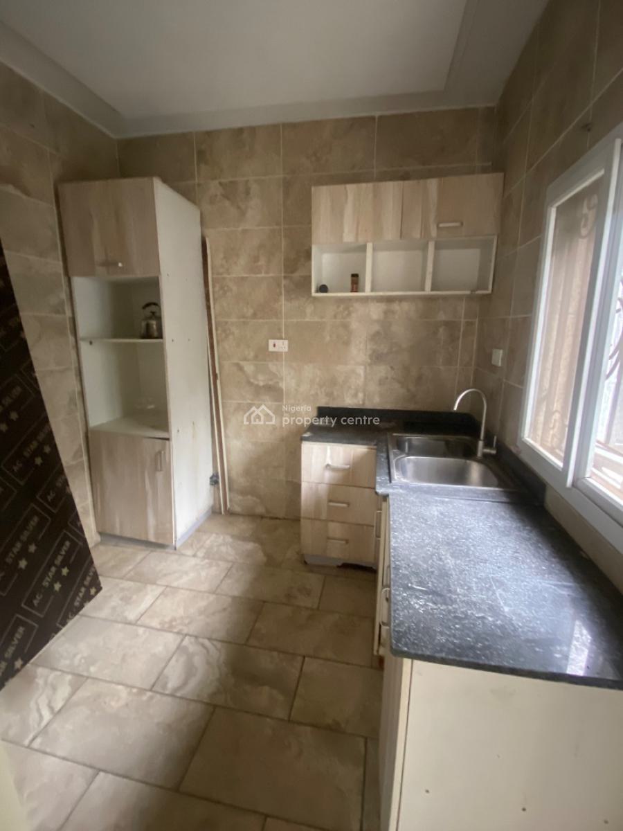 Lovely 3 Bedroom Terraced Duplex , Renovation Will Be Made, Chevron , in a Secured Estate, Lekki, Lagos, Terraced Duplex for Rent