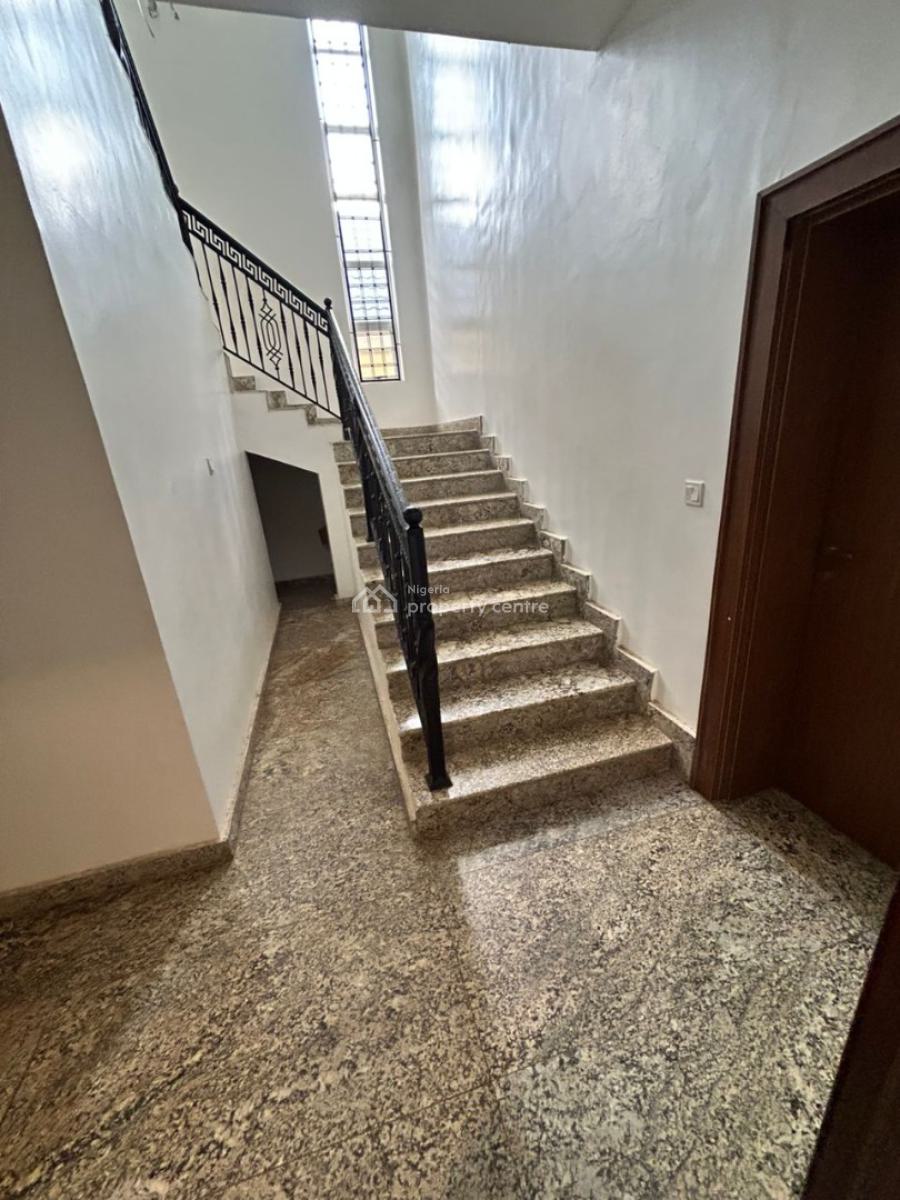 Well Built Smart 5 Bedroom Fully Detached Mansion with 4room Bq, Guzape Abuja Diplomatic Zone, Guzape District, Abuja, Detached Duplex for Sale