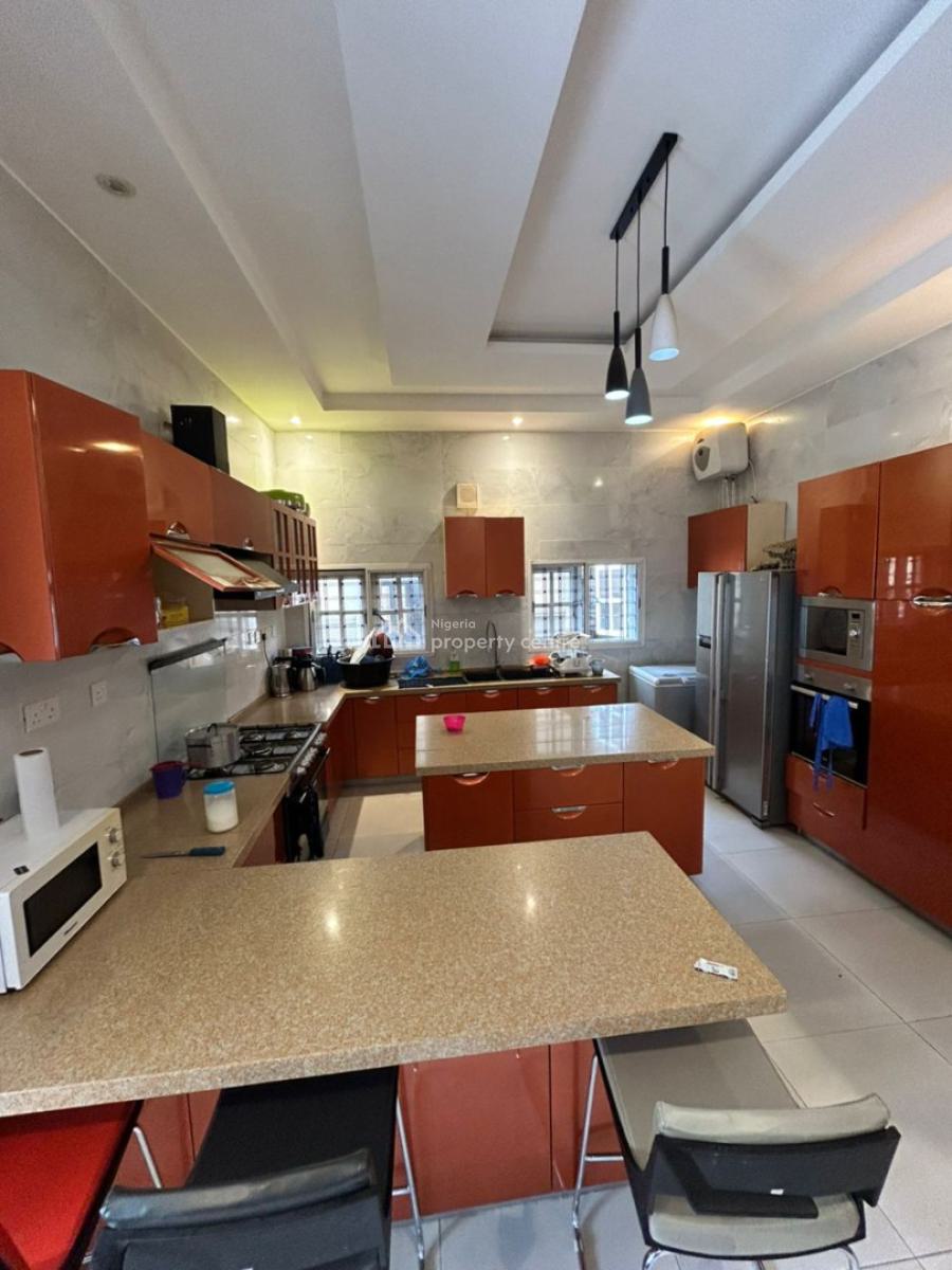 Well Built Smart 5 Bedroom Fully Detached Mansion with 4room Bq, Guzape Abuja Diplomatic Zone, Guzape District, Abuja, Detached Duplex for Sale