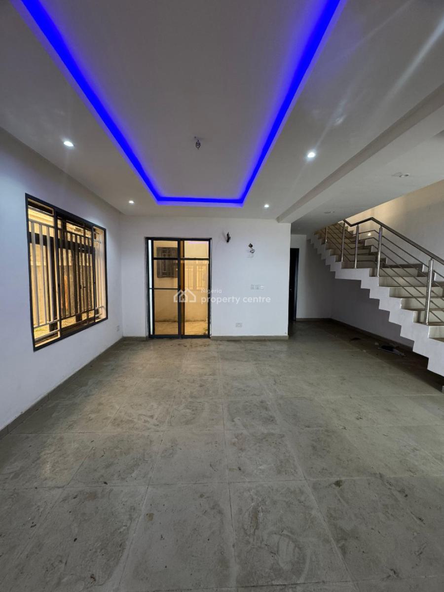 Well Bult Exquisite 4 Bedroom Terrace Duplex I with Bq, Located in a Serene, Beautiful and Secured Estate in Chevron, Lekki, Lagos, Terraced Duplex for Sale
