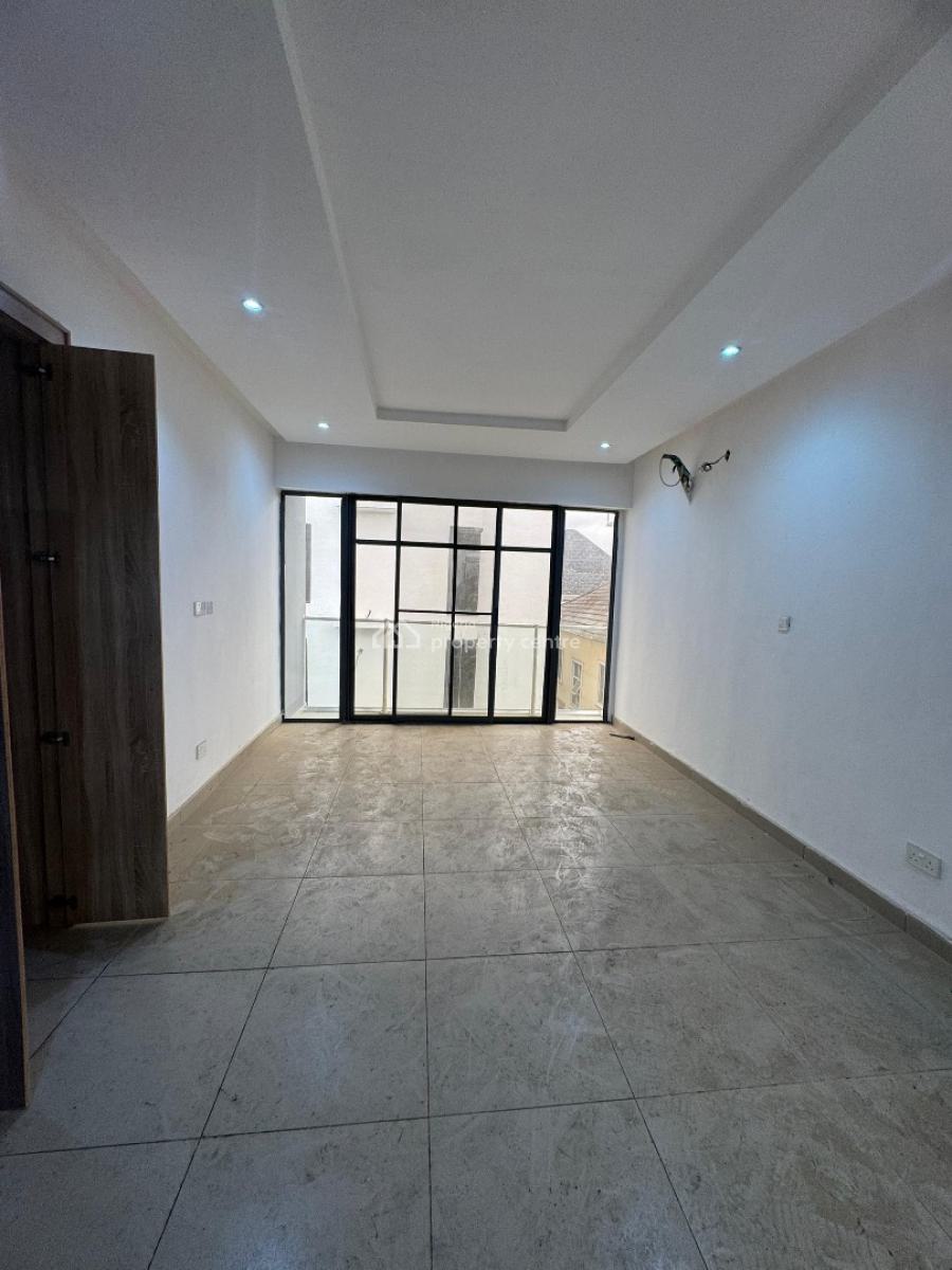 Well Bult Exquisite 4 Bedroom Terrace Duplex I with Bq, Located in a Serene, Beautiful and Secured Estate in Chevron, Lekki, Lagos, Terraced Duplex for Sale