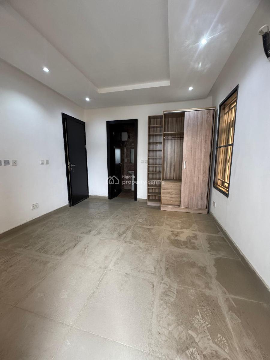 Well Bult Exquisite 4 Bedroom Terrace Duplex I with Bq, Located in a Serene, Beautiful and Secured Estate in Chevron, Lekki, Lagos, Terraced Duplex for Sale