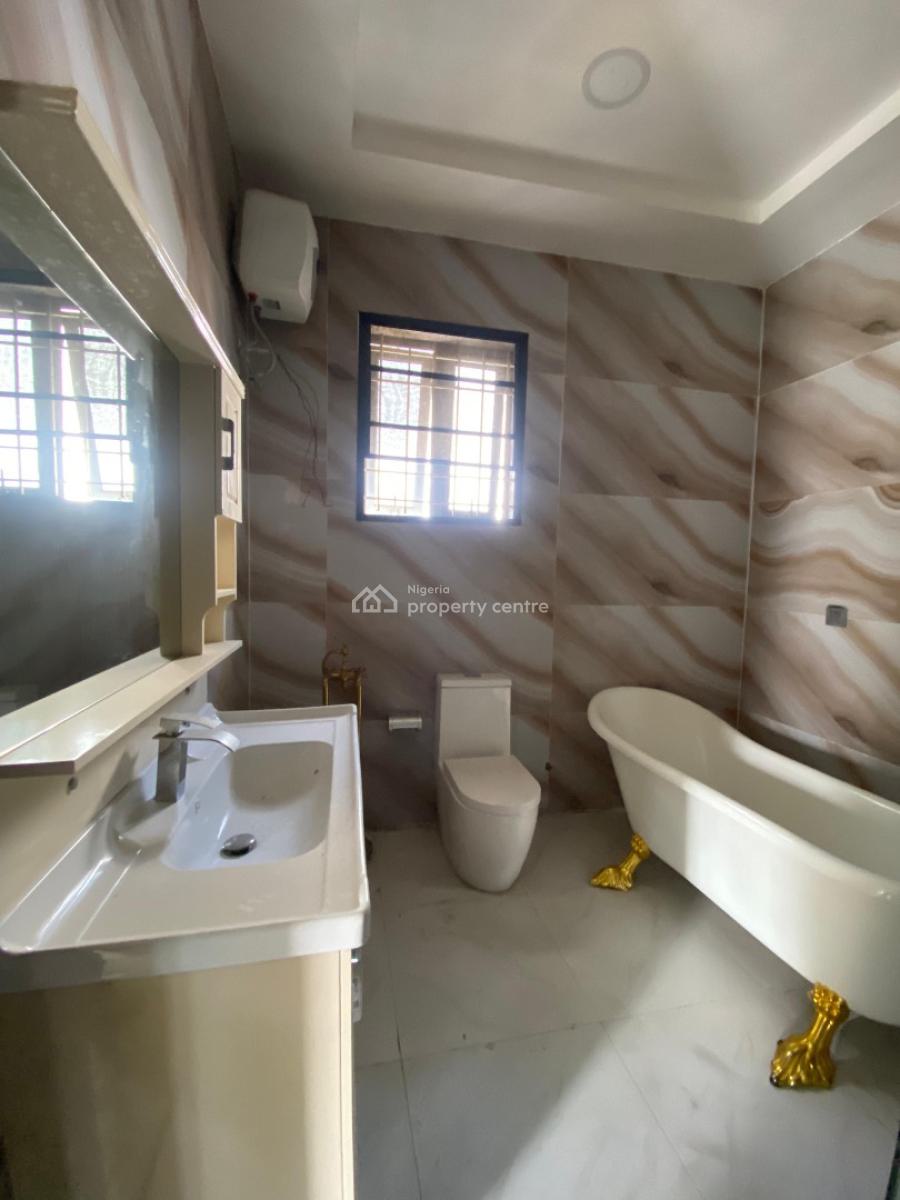 5 Bedroom Fully Detached Duplex with 2 Room Bq, Lake View Estate, Lekki, Lagos, Detached Duplex for Sale