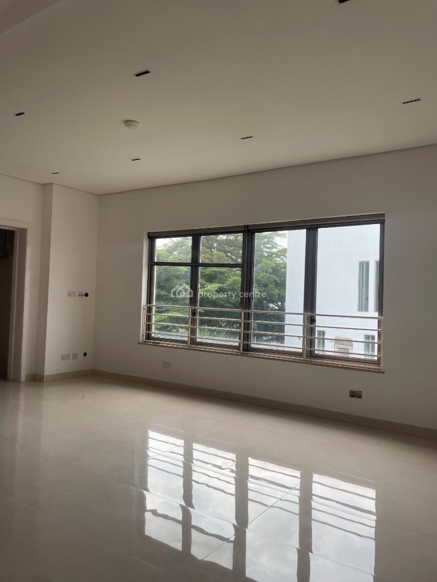 Fully Service 3 Bedrooms Terrace, Pinnock Beach, Osapa, Lekki, Lagos, Terraced Duplex for Rent