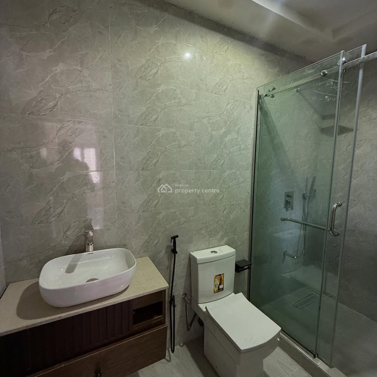 3 Bedroom Apartment in a Serene Neighborhood, Wuye, Abuja, Flat / Apartment for Sale