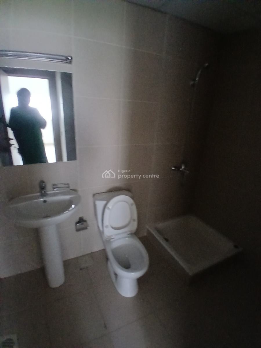 Newly Built 3 Bedroom with Bq Attached, Guzape District, Abuja, Flat / Apartment for Rent