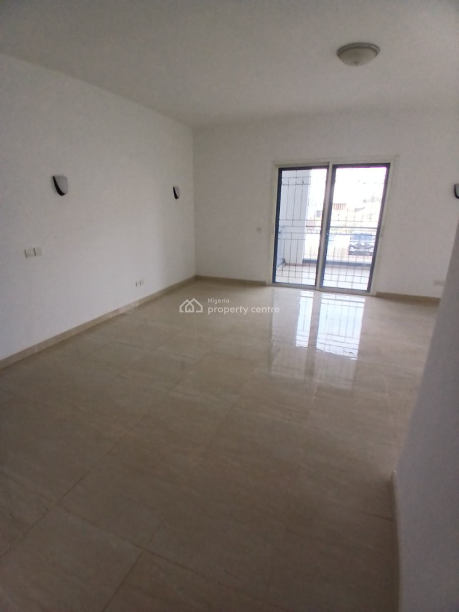 Newly Built 3 Bedroom with Bq Attached, Guzape District, Abuja, Flat / Apartment for Rent