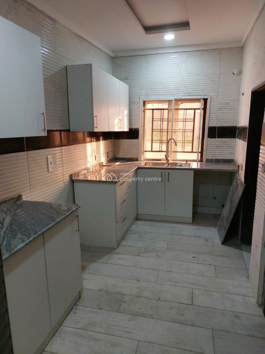 Luxury 4bedroom Terrace, Asokoro Abujar, Asokoro District, Abuja, Terraced Duplex for Sale