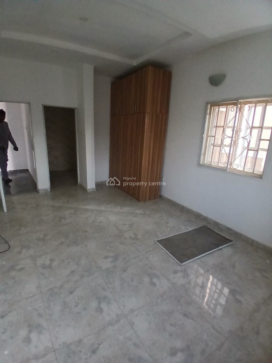 Renovated 3 Bedroom Flat, Guzape District, Abuja, Flat / Apartment for Rent