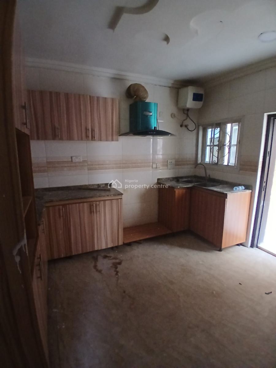 Renovated 3 Bedroom Flat, Guzape District, Abuja, Flat / Apartment for Rent
