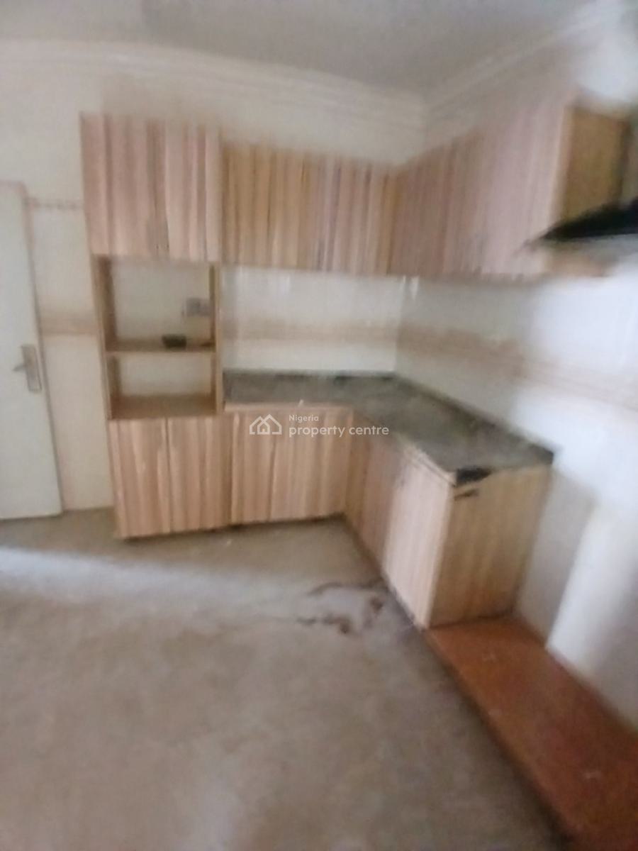 Renovated 3 Bedroom Flat, Guzape District, Abuja, Flat / Apartment for Rent