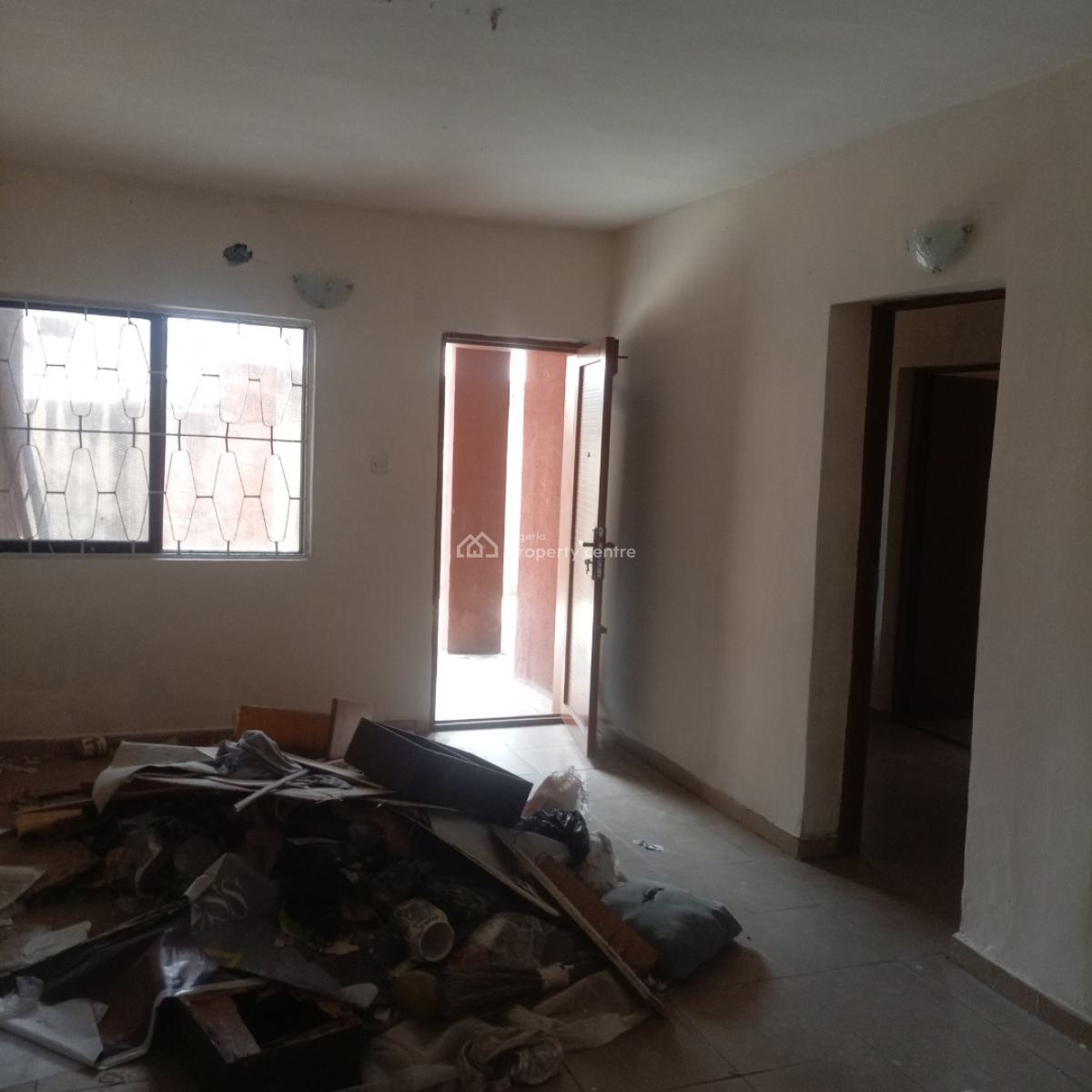 Nice and Spacious 3bedroom Flat in Surulere, Off Adelabu Road Surulere Lagos, Adelabu, Surulere, Lagos, Flat / Apartment for Rent