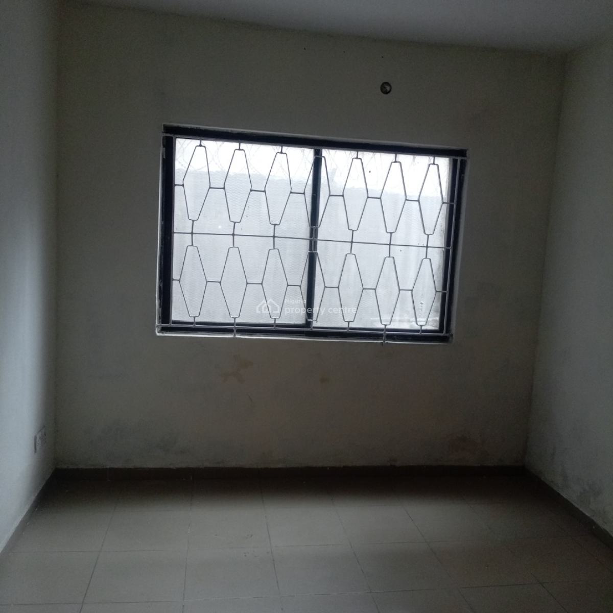 Nice and Spacious 3bedroom Flat in Surulere, Off Adelabu Road Surulere Lagos, Adelabu, Surulere, Lagos, Flat / Apartment for Rent