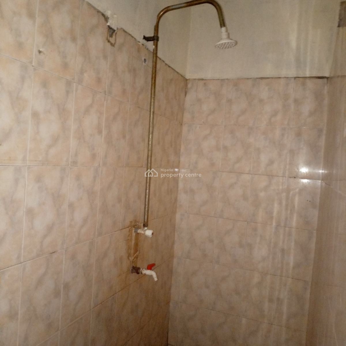 Nice and Spacious 3bedroom Flat in Surulere, Off Adelabu Road Surulere Lagos, Adelabu, Surulere, Lagos, Flat / Apartment for Rent
