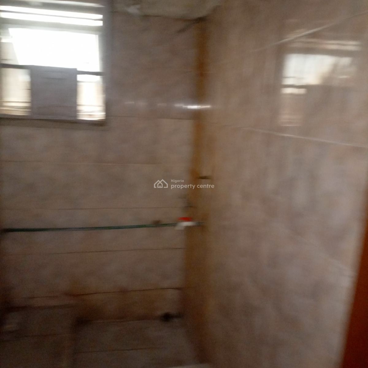 Nice and Spacious 3bedroom Flat in Surulere, Off Adelabu Road Surulere Lagos, Adelabu, Surulere, Lagos, Flat / Apartment for Rent